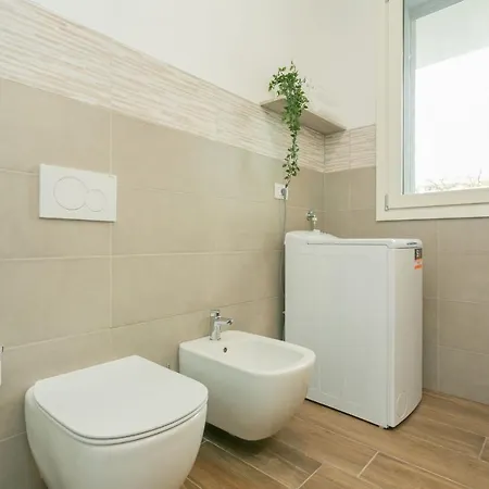 The Rent - Modern Close To Dergano *