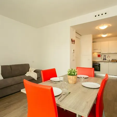 The Rent - Modern Close To Dergano Lejlighed *