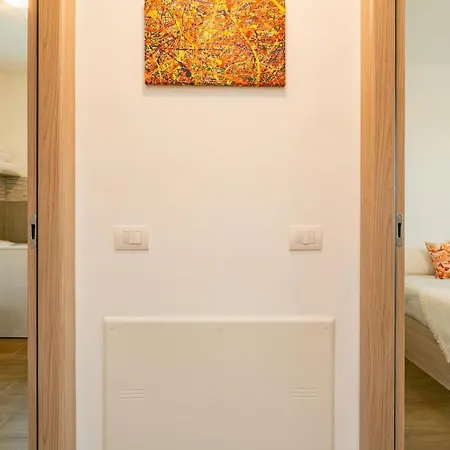 The Rent - Modern Close To Dergano Lejlighed